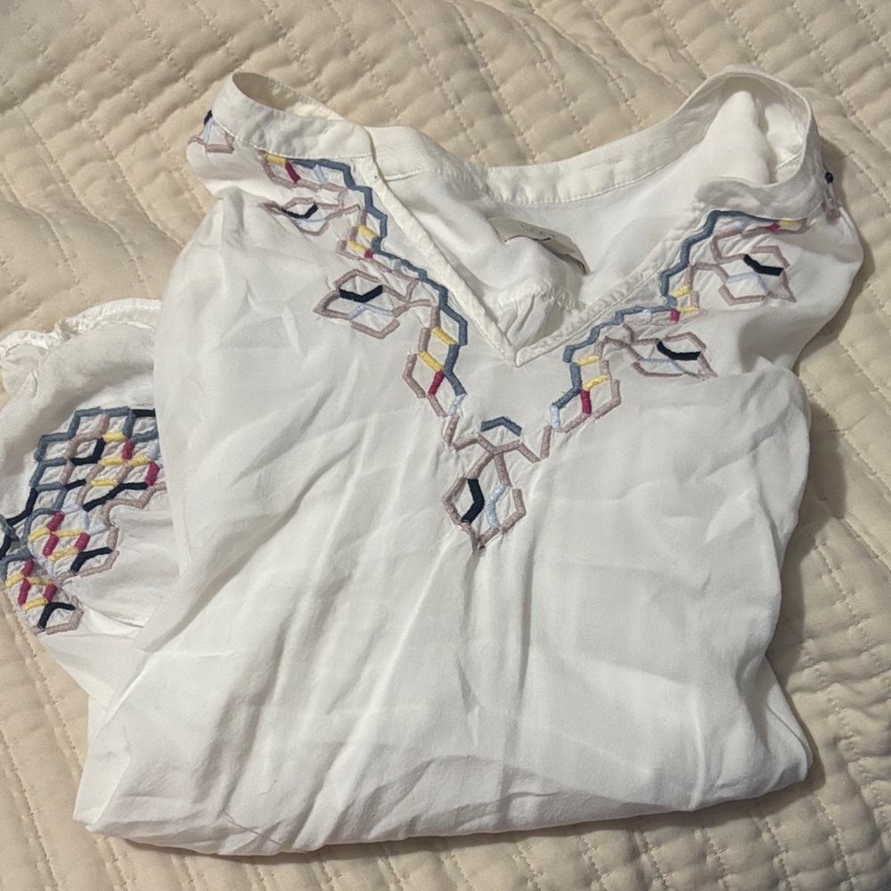 LOFT White V-Neck Tunic with Multicolor Embroidery